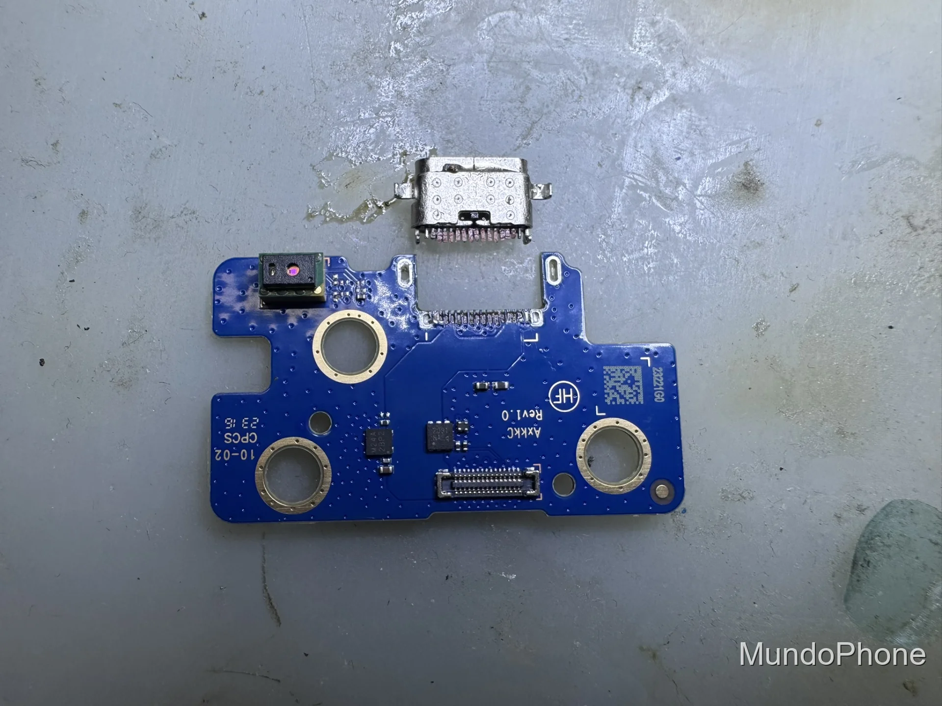 Antes - Reparación Puerto de Carga Samsung Galaxy Tab A8 SM-X200 | Placa Nueva